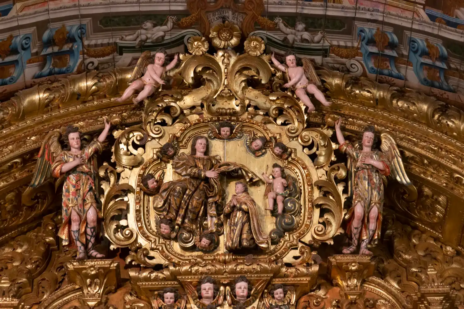 Trayectoria en arte sacro y restauración